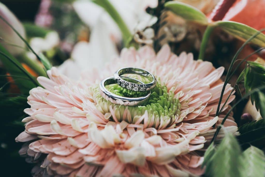 Jaký vybrat materiál snubního prstenu