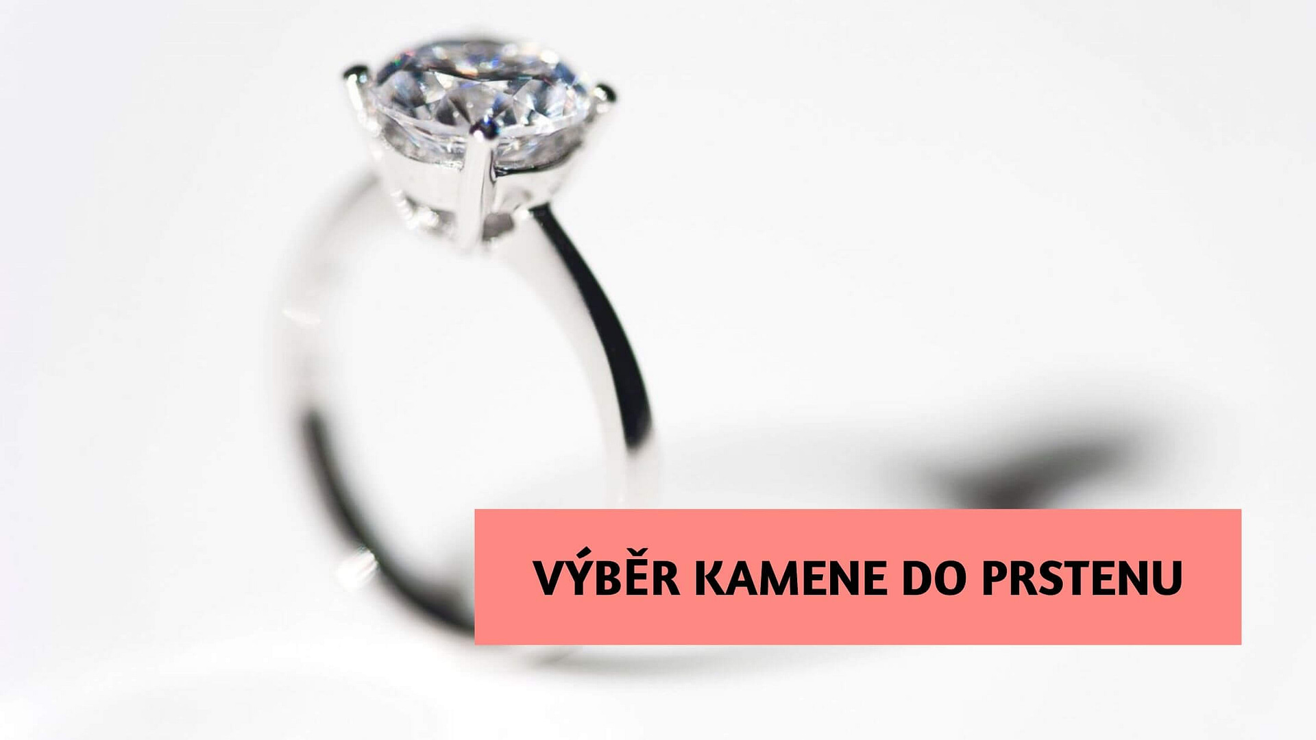 Zásnubní prsten – diamant nebo zirkon? Výběr nepodceňujte